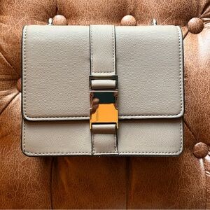 NWT Melie Bianco Convertible Taupe Bag